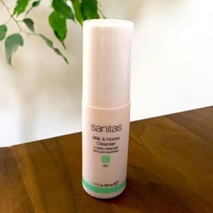 Sanitas Milk & Honey Cleanser